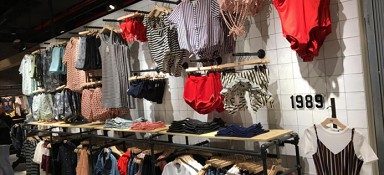 Interieurbouw kledingwinkel AT