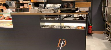 Compleet interieur bakkerswinkel